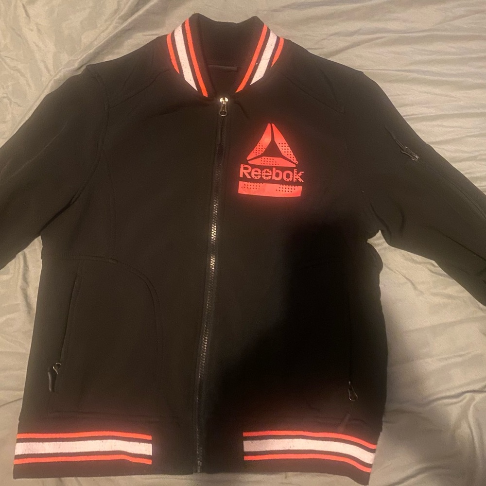Reebok jacket - Picture 2 of 5